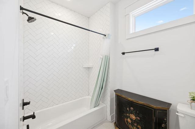 71 Fanning Bend Dr, Winchester, TN 37398