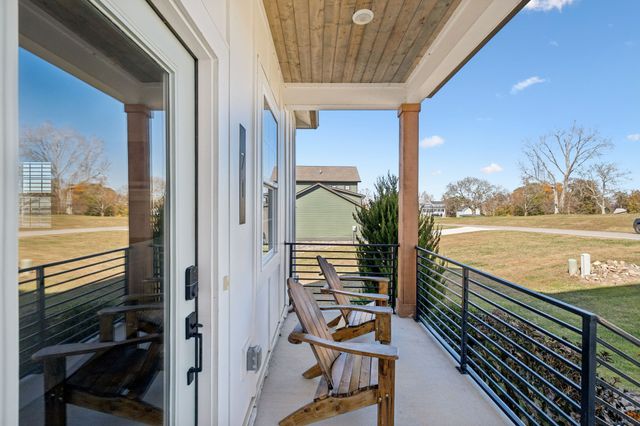 71 Fanning Bend Dr, Winchester, TN 37398