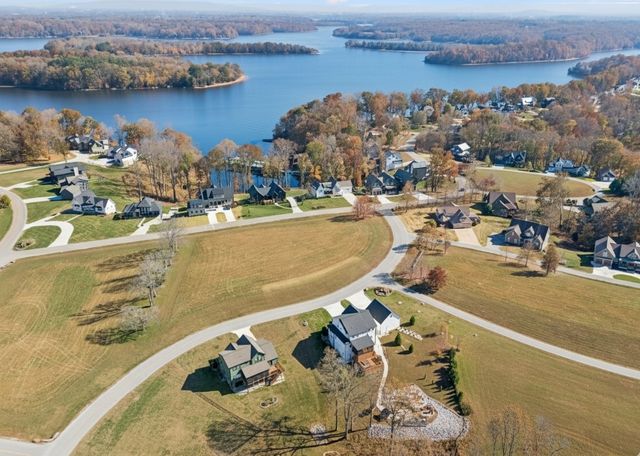 71 Fanning Bend Dr, Winchester, TN 37398