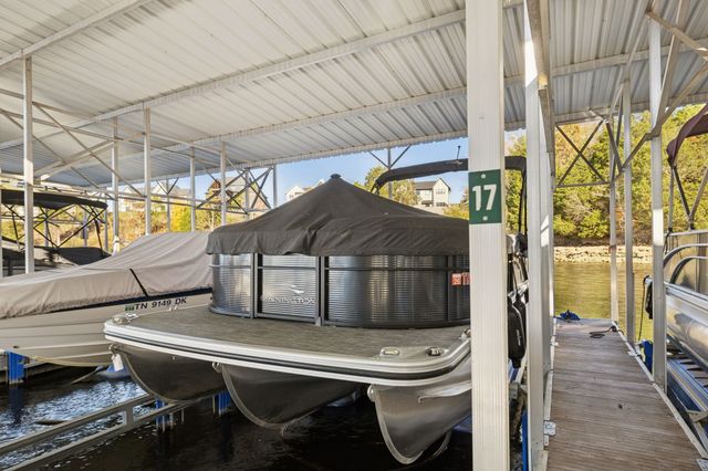 71 Fanning Bend Dr, Winchester, TN 37398