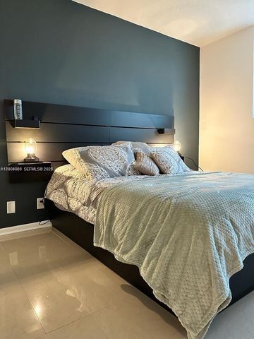 3000 S Ocean Drive 414, Hollywood, FL 33019