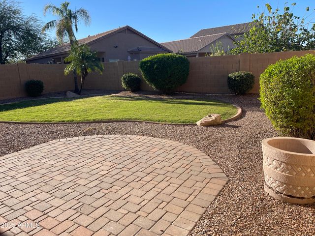 4 W Saddle Way, San Tan Valley, AZ 85143
