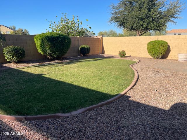 4 W Saddle Way, San Tan Valley, AZ 85143