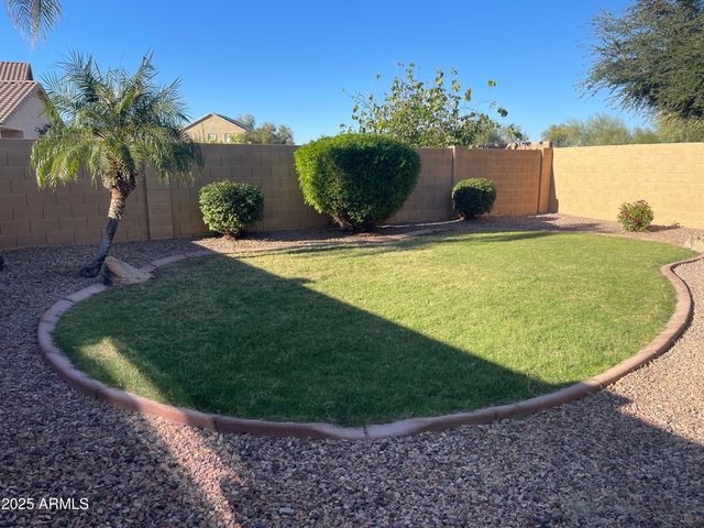 4 W Saddle Way, San Tan Valley, AZ 85143
