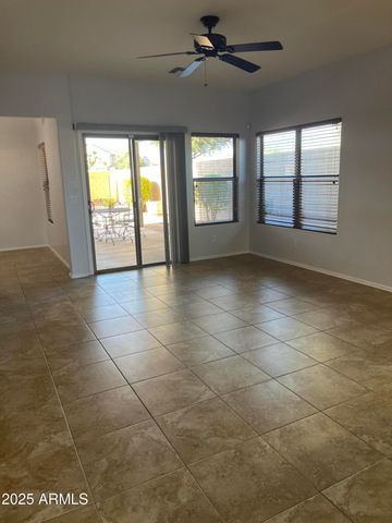 4 W Saddle Way, San Tan Valley, AZ 85143