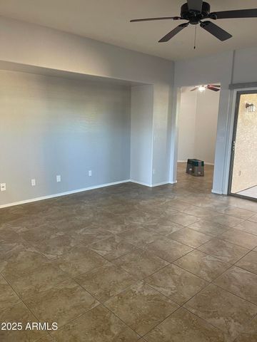 4 W Saddle Way, San Tan Valley, AZ 85143