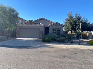 4 W Saddle Way, San Tan Valley, AZ 85143
