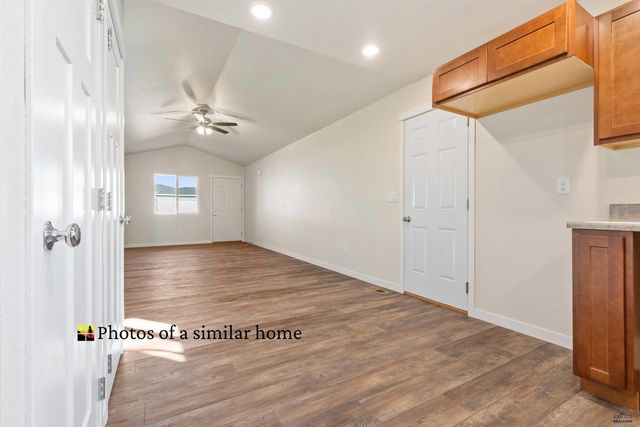 325 N VALLEY DR, Rapid City, SD 57701