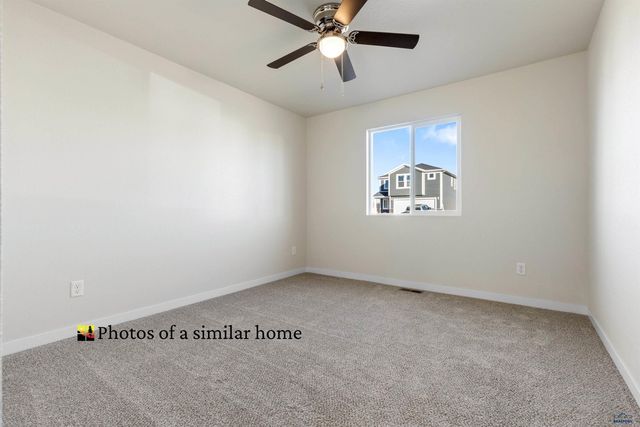 325 N VALLEY DR, Rapid City, SD 57701