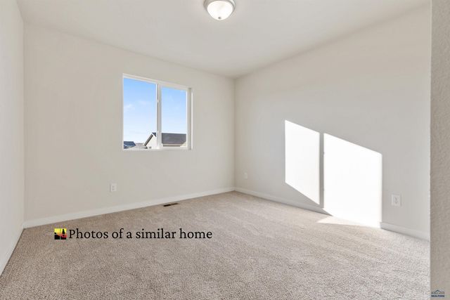 325 N VALLEY DR, Rapid City, SD 57701