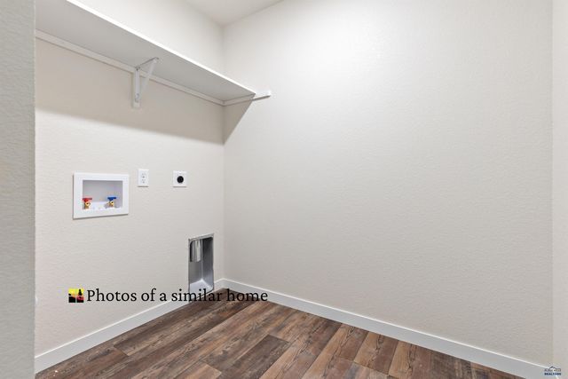 325 N VALLEY DR, Rapid City, SD 57701