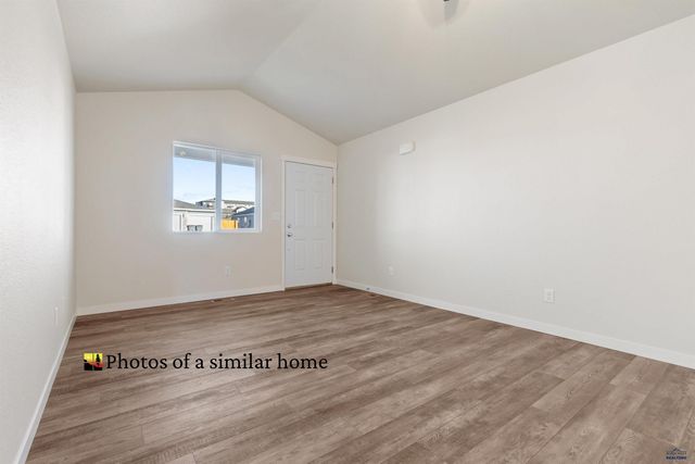 325 N VALLEY DR, Rapid City, SD 57701