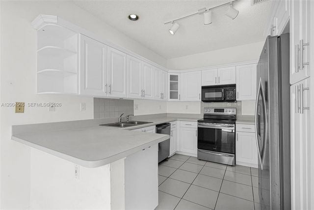 1675 Yellowheart Way, Hollywood, FL 33019
