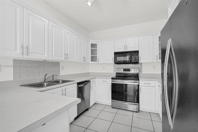 1675 Yellowheart Way, Hollywood, FL 33019