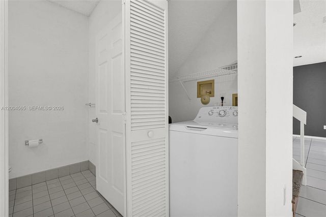1675 Yellowheart Way, Hollywood, FL 33019