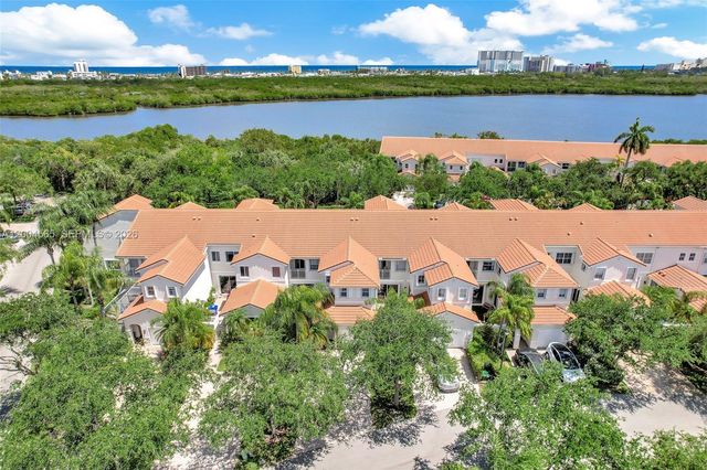 1675 Yellowheart Way, Hollywood, FL 33019