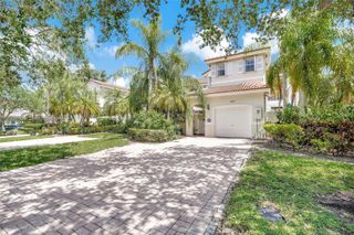 1675 Yellowheart Way, Hollywood, FL 33019