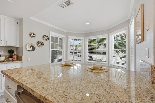 1715 Rockybend Dr, Sacramento, CA 95833