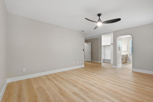 1715 Rockybend Dr, Sacramento, CA 95833