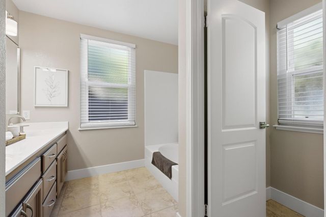 1715 Rockybend Dr, Sacramento, CA 95833