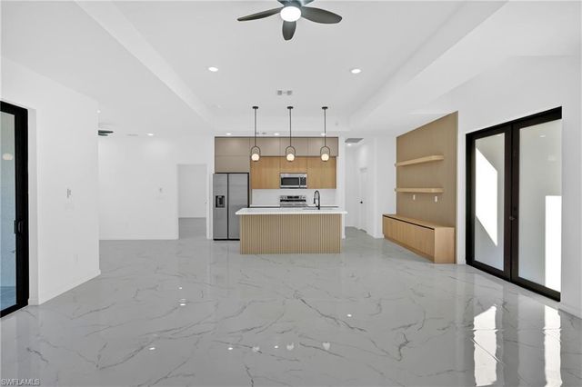 2909 9th Street, Lehigh Acres, FL 33971