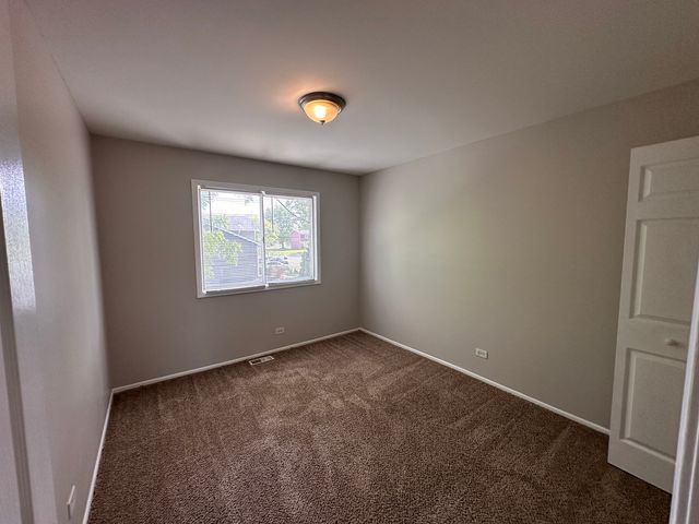 5911 Timberlane Road, Matteson, IL 60443