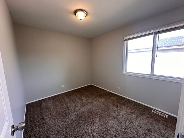 5911 Timberlane Road, Matteson, IL 60443