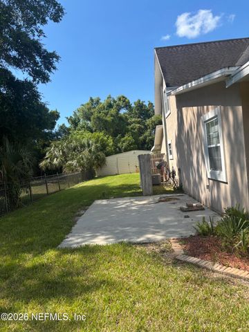 177 CENTRAL Avenue, San Mateo, FL 32187