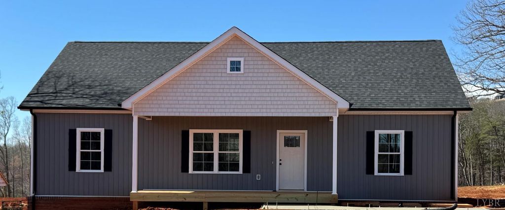 94 N Oxford Furnace Road, Lynchburg, VA 24504