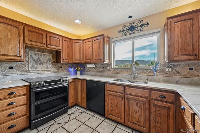 14570 Bermuda Dunes Way, Colorado Springs, CO 80921