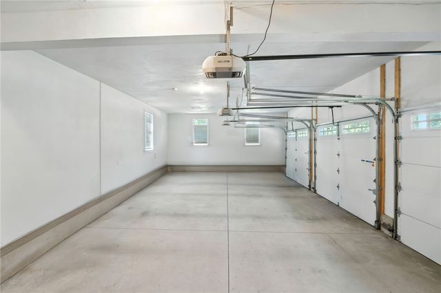 25 Rock Way, East Greenwich, RI 02818