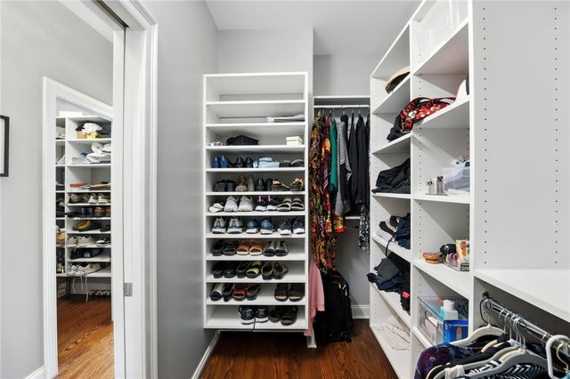 25 Rock Way, East Greenwich, RI 02818