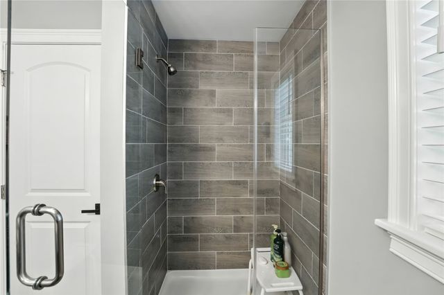 25 Rock Way, East Greenwich, RI 02818