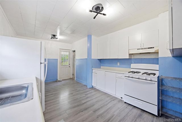 25 Lamport Avenue, Port Jefferson Station, NY 11776