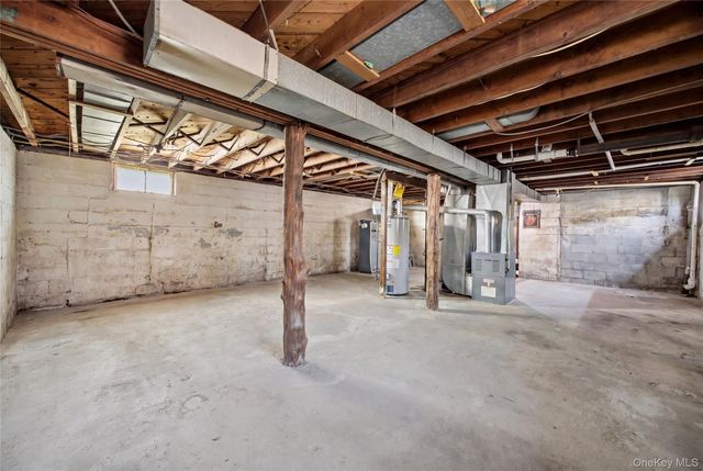 25 Lamport Avenue, Port Jefferson Station, NY 11776