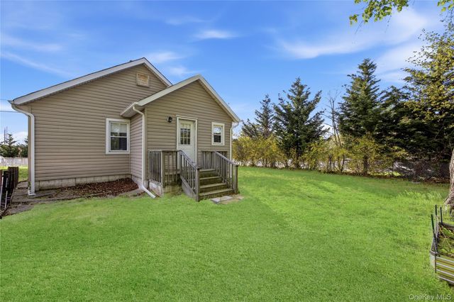 25 Lamport Avenue, Port Jefferson Station, NY 11776