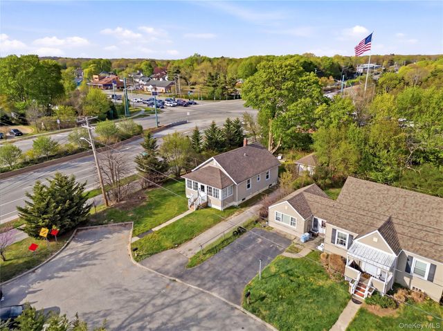 25 Lamport Avenue, Port Jefferson Station, NY 11776