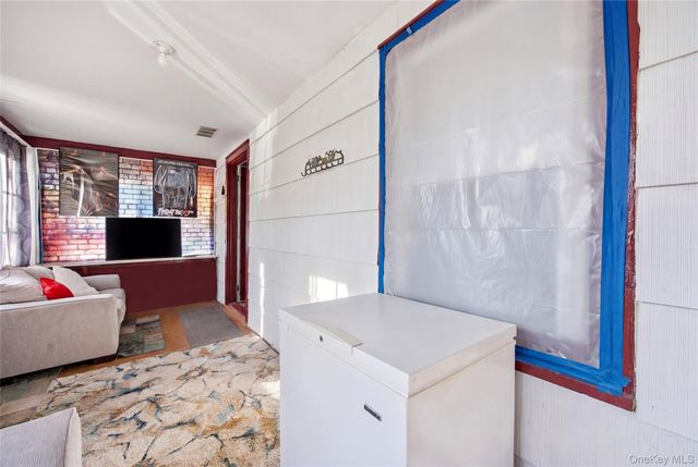 25 Lamport Avenue, Port Jefferson Station, NY 11776