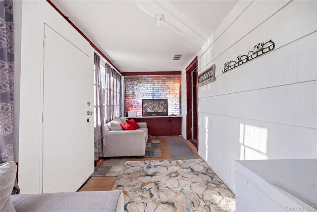 25 Lamport Avenue, Port Jefferson Station, NY 11776