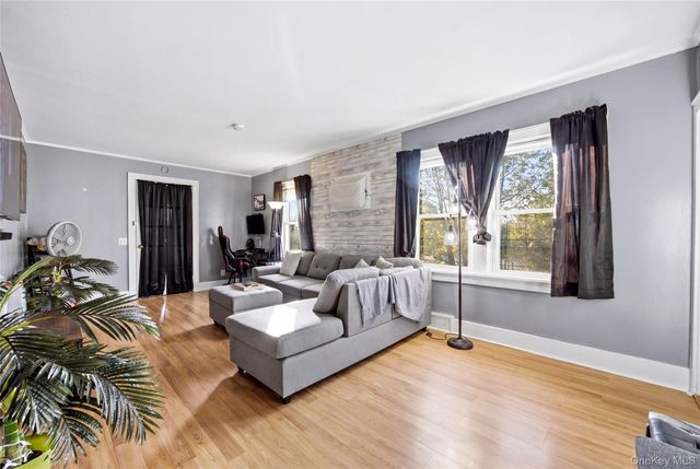 25 Lamport Avenue, Port Jefferson Station, NY 11776