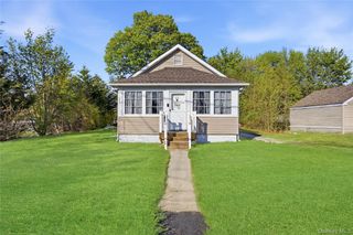 25 Lamport Avenue, Port Jefferson Station, NY 11776