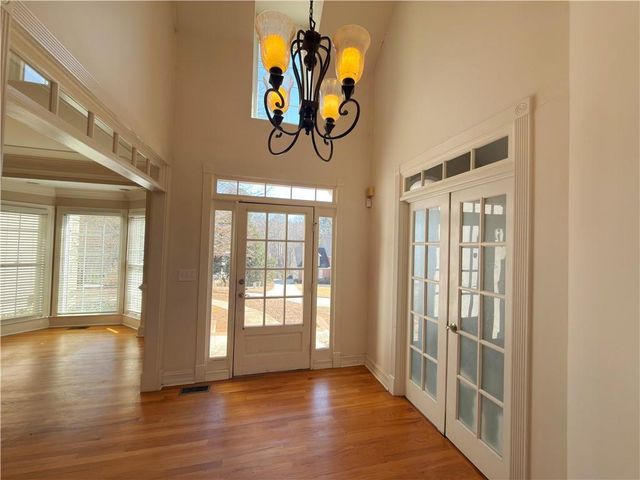 1554 Laurel Ridge Drive, Lawrenceville, GA 30043