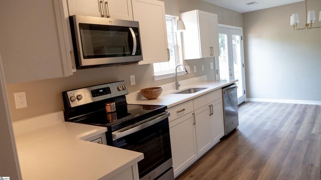 101 Kingston Court, Greer, SC 29651