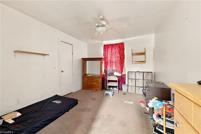 7166 Wright Road, Thomasville, NC 27360