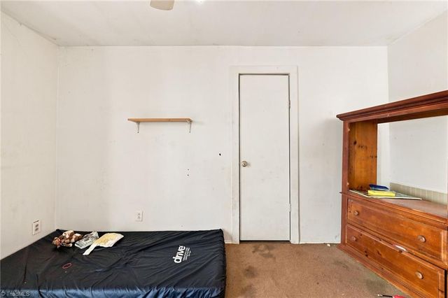 7166 Wright Road, Thomasville, NC 27360