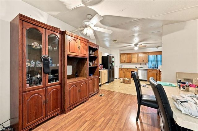 7166 Wright Road, Thomasville, NC 27360