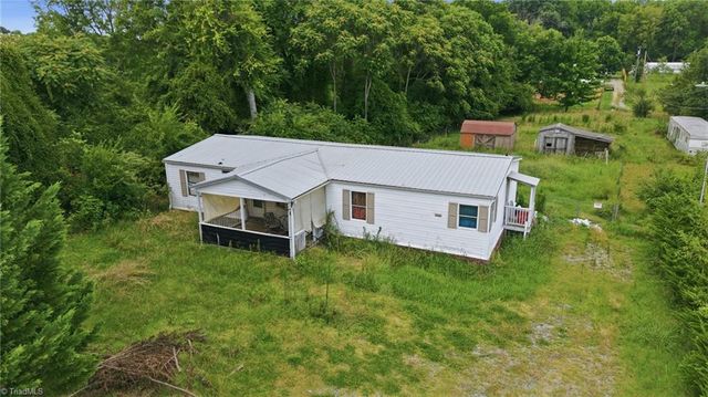 7166 Wright Road, Thomasville, NC 27360