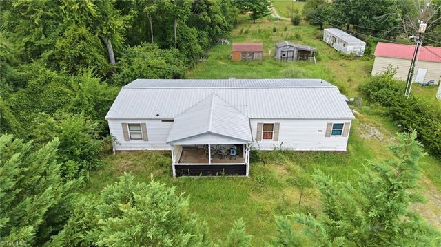 7166 Wright Road, Thomasville, NC 27360