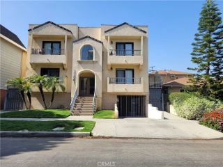 11041 La Maida, North Hollywood, CA 91601