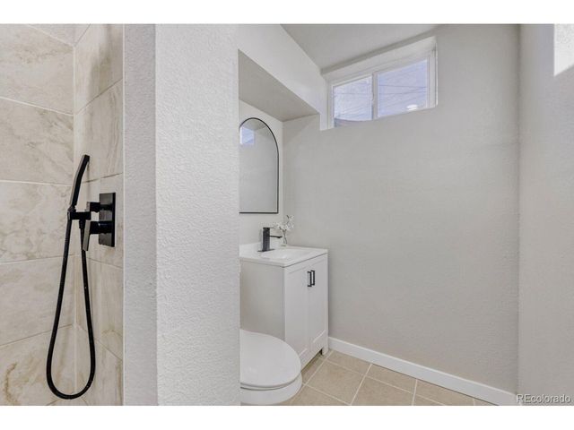 7831 Shoshone St, Denver, CO 80221